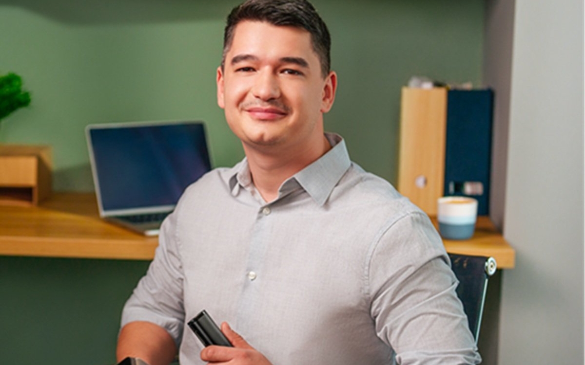 Dimineți mai cool, seri mai relaxate – experiența glo™ într-o zi de vară