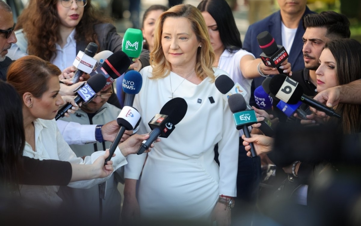 Elena Lasconi a fost operată de urgență la o clinică din Cluj. Care este starea ei acum