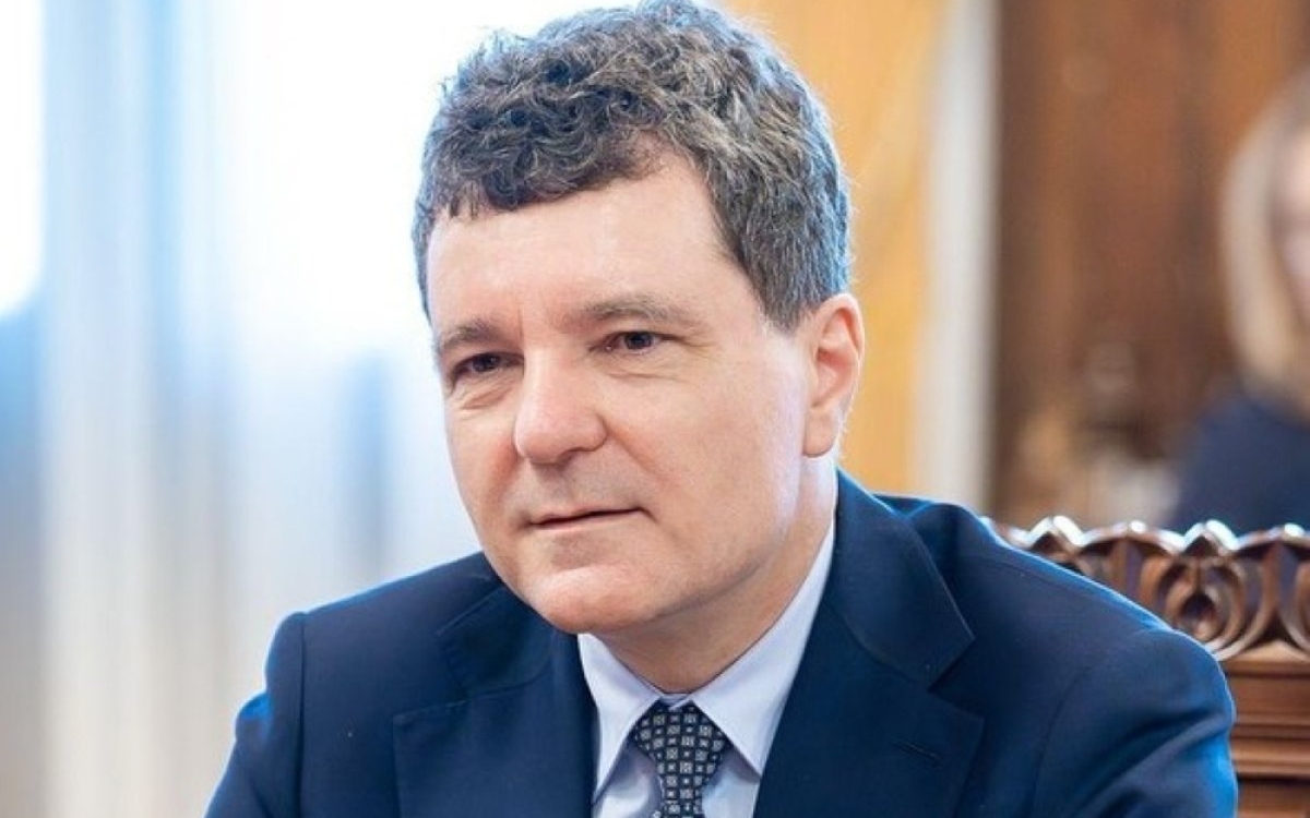 Nicușor Dan, mesaj pentru copiii din diaspora: „Statul ăsta român trebuie să aibă grijă de toți românii, indiferent de unde trăiesc ei"