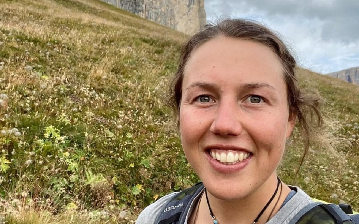 Laura, o campioană olimpică la biatlon, a murit la 31 de ani, după ce a fost prinsă într-o avalanșă de pietre