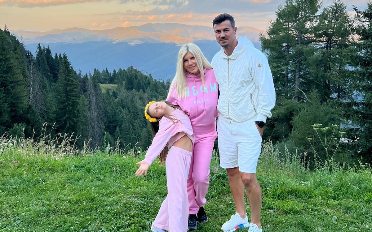 Elena Udrea, la un pas de tragedie în Sinaia. Primele declarații după ce a trăit momente de coșmar din cauza unui urs