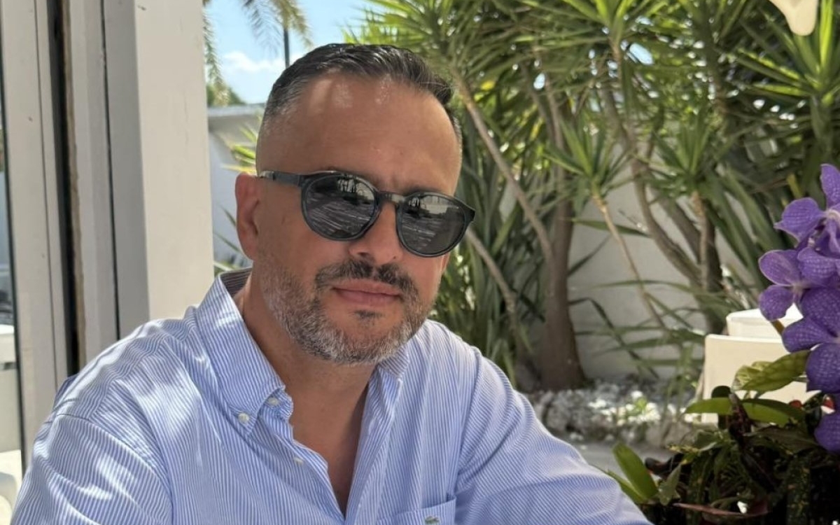 Cât a plătit Mădălin Ionescu pentru o masă de patru persoane în vacanța din Grecia. Ce părere are despre măsurile economice luate în România