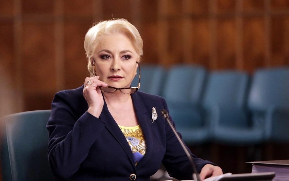Viorica Dăncilă, adevărul despre alegerea de a nu mai avea copii după ce l-a înfiat pe Victor. "Îl cheamă și Victor, de la Victorie, a fost imediat după Revoluție"
