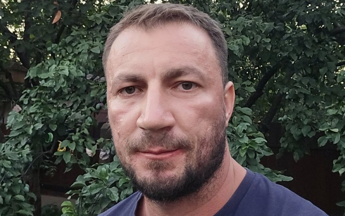 Marian Godină, reacție tranșantă la adresa lui Dan Tănasă, parlamentatul AUR care instigă la discriminare. "Mi se pare incredibil că trăiesc în țara în care un dobitoc ca ăsta e parlamentar"