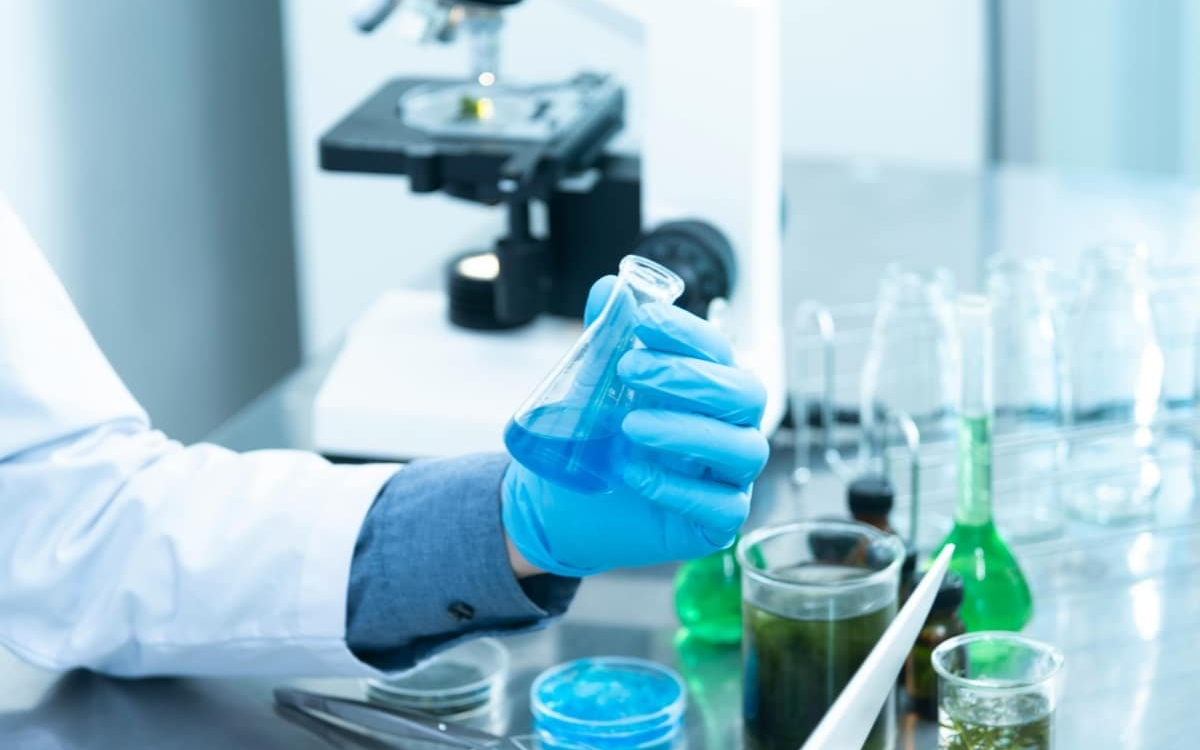 Un nou studiu real-world arată că semaglutida reduce cu 57% riscul de infarct, AVC sau deces, comparativ cu tirzepatida