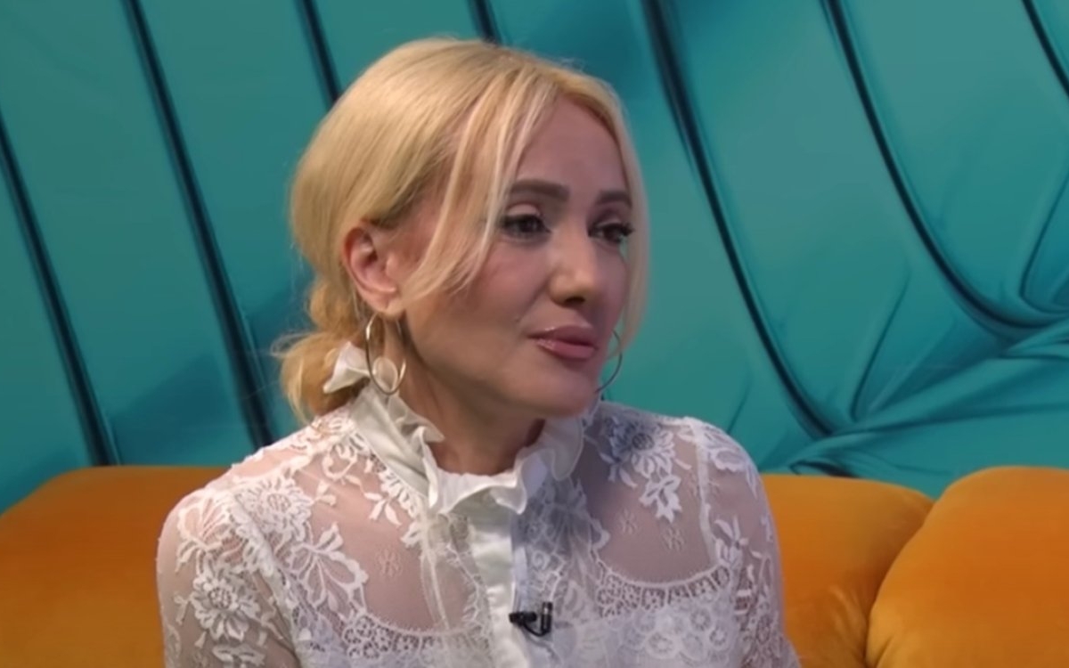 Adriana Ochișanu a făcut primele declarații despre starea fiului ei, după ce s-a trezit din comă. "E foarte greu"
