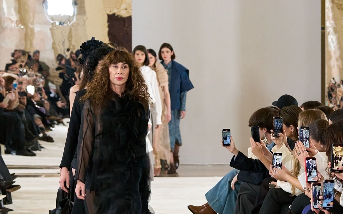 Începe cea de-a treia ediţie a Mercedes-Benz Bucharest Fashion Week – evenimentul care redefineşte moda românească în context global