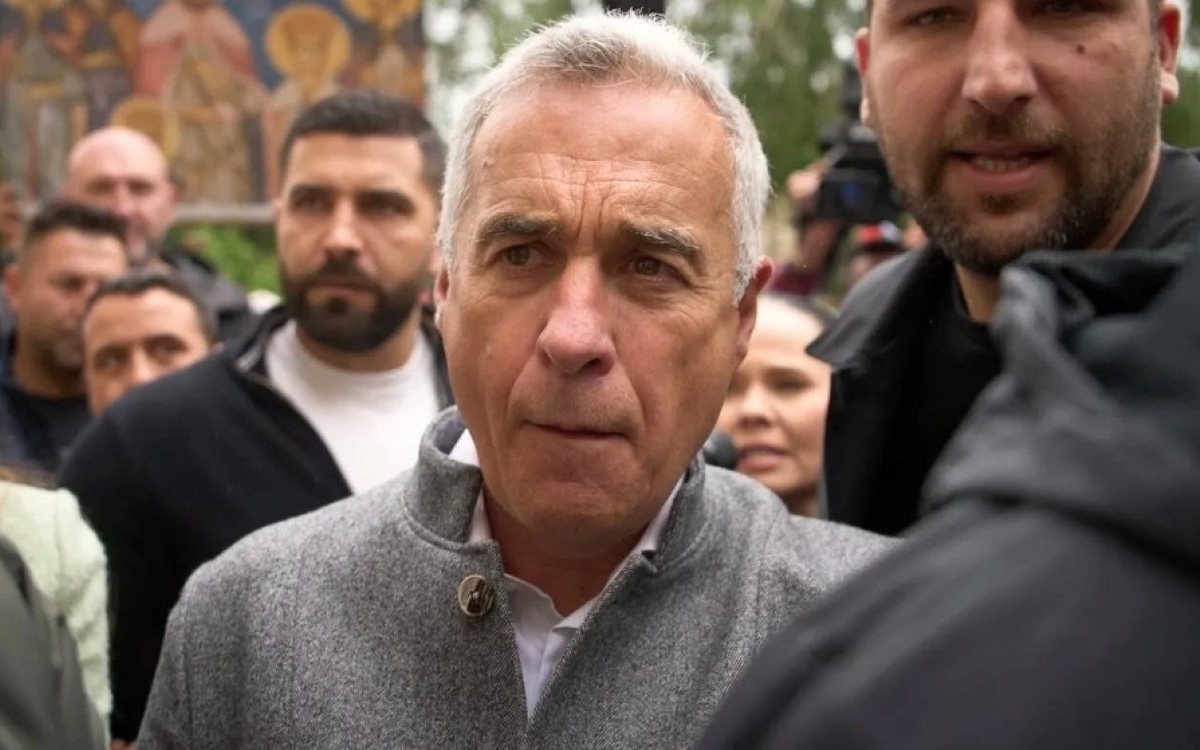 Cristela și Călin Georgescu au mers la racla Sfintei Parascheva. Cum au fost primiți de pelerini