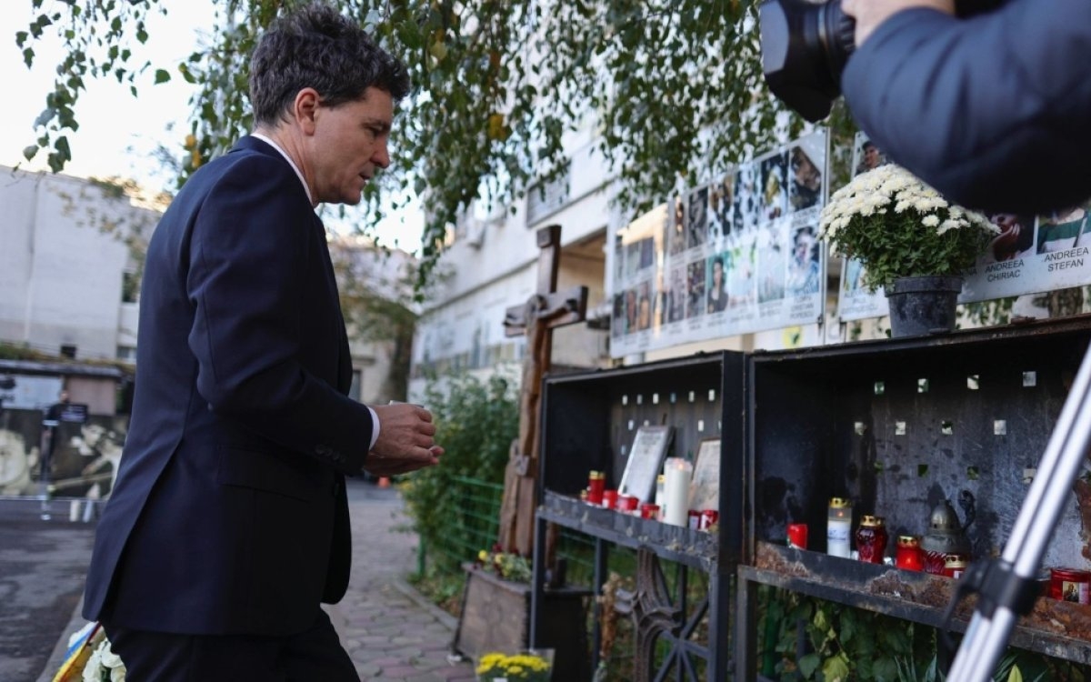 Nicușor Dan, mesaj emoționant la 10 ani de la tragedia de la Colectiv. "Gândul meu se îndreaptă către familiile care nu și-au putut lua rămas-bun"