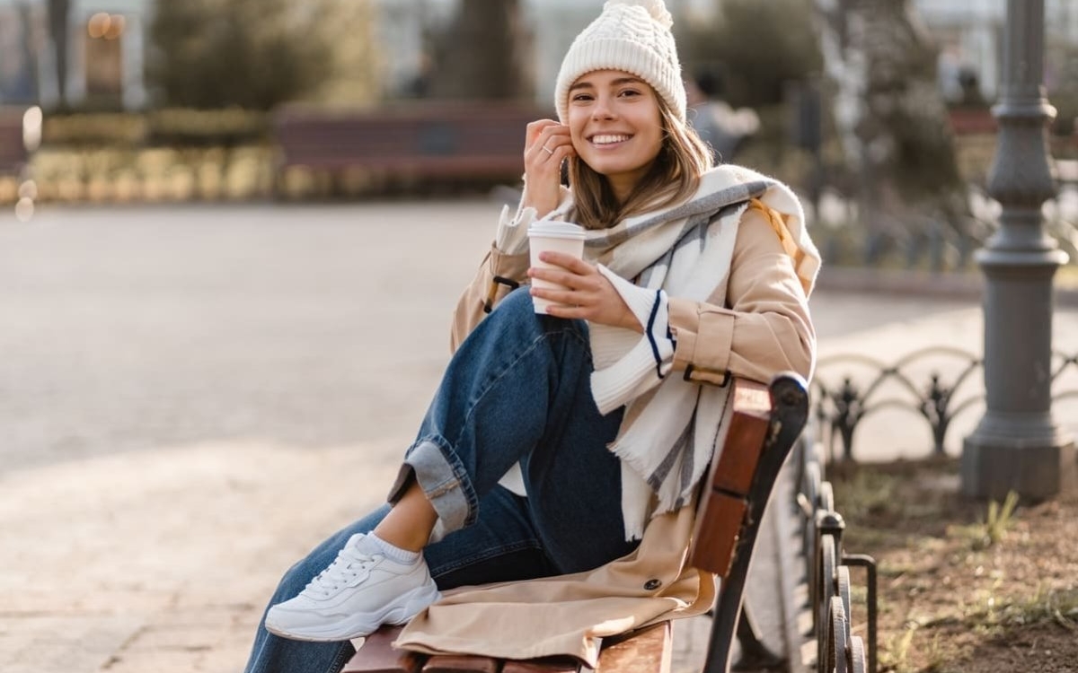 Cum se poartă layeringul în sezonul rece: trucuri de stil