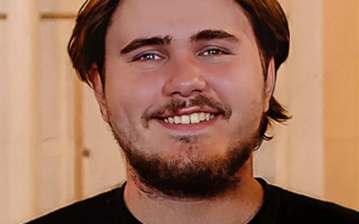 Darius, un tânăr din Timiș a murit în somn la numai 25 de ani. Nimeni nu se aștepta la o asemenea tragedie