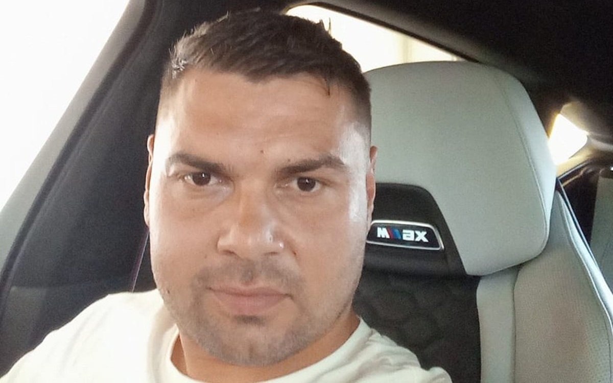Adrian, un tânăr de 34 de ani a sfârșit tragic și misterios chiar în drum spre casă. "Toți se tem să vorbească. Nu spune nimeni"