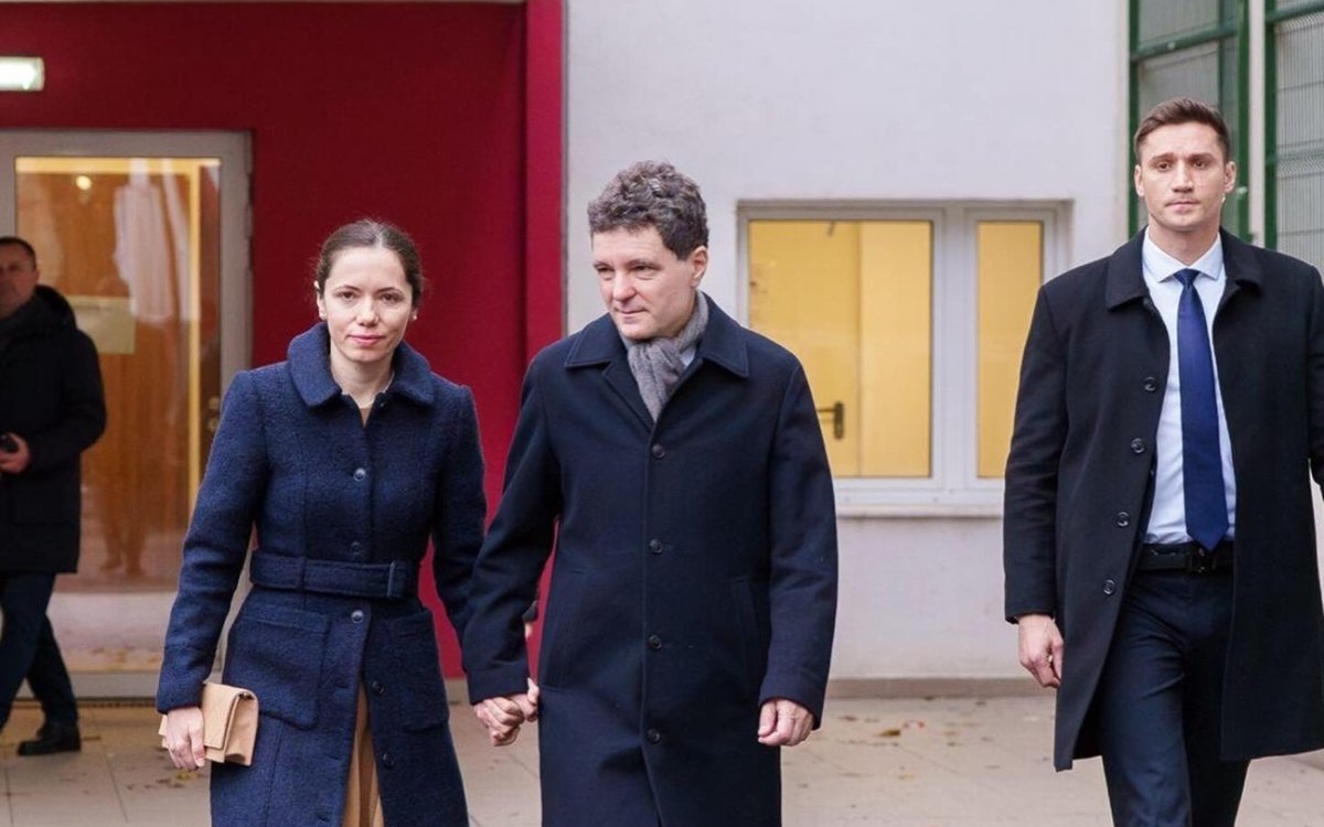 De ce nu a votat Mirabela Grădinaru la secția de votare la care l-a însoțit pe președintele Nicușor Dan: „Rămâne pe altădată răspunsul”