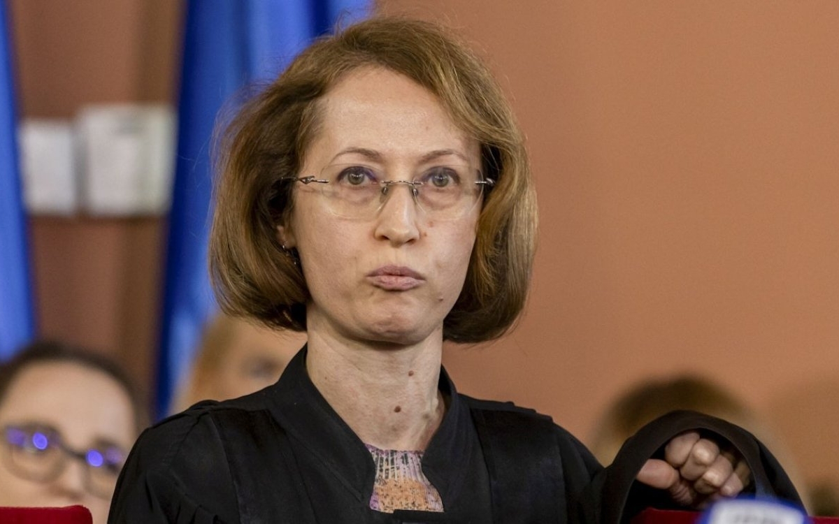 Cine este judecătoarea Raluca Moroșanu, care l-a apărat pe Laurențiu Beșu și a vorbit public despre teroarea de la Curtea de Apel București