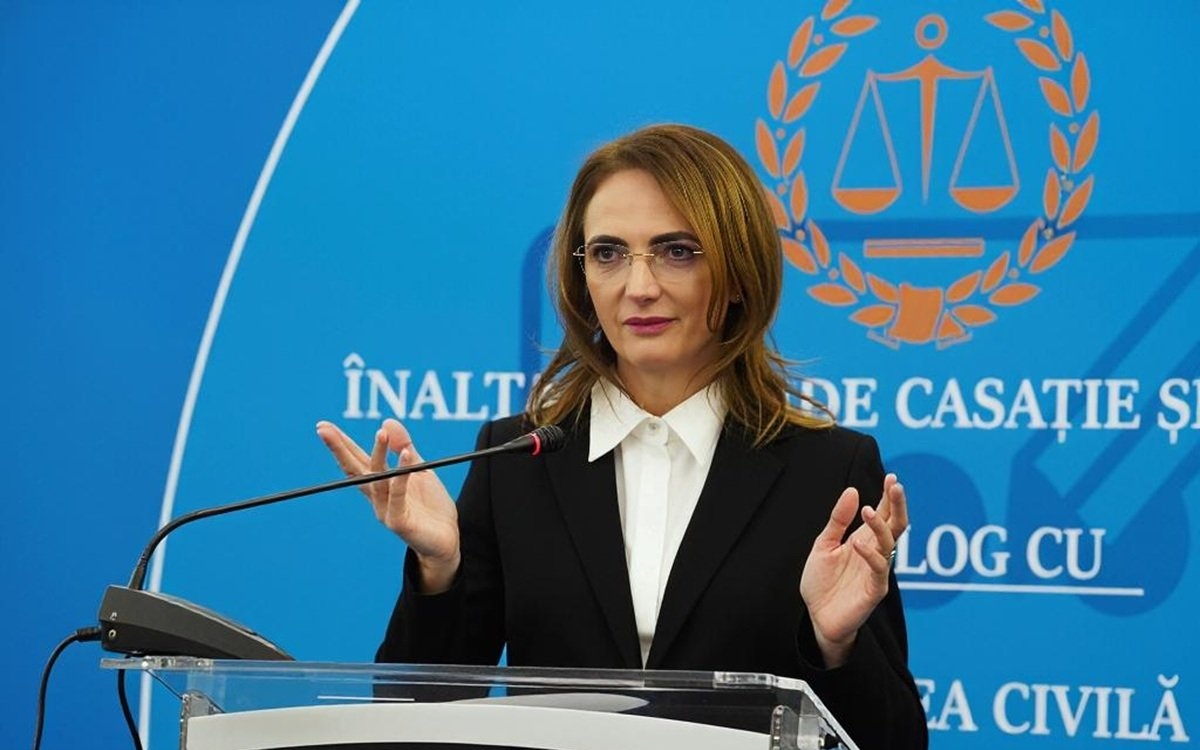 Cum justifică Lia Savonea, președinta ÎCCJ, momentul „m-a sunat Lia"