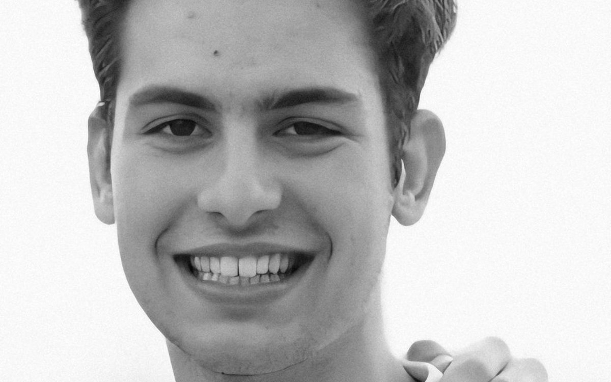 Marco, un tânăr de 18 ani din Timișoara a murit subit după ce s-a întors de la un majorat. Mama lui l-a găsit fără suflare