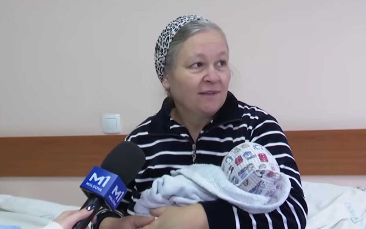 Lilia are 48 de ani și a născut al 14-lea copil. Cum se descurcă: „Ni l-a dat Dumnezeu”