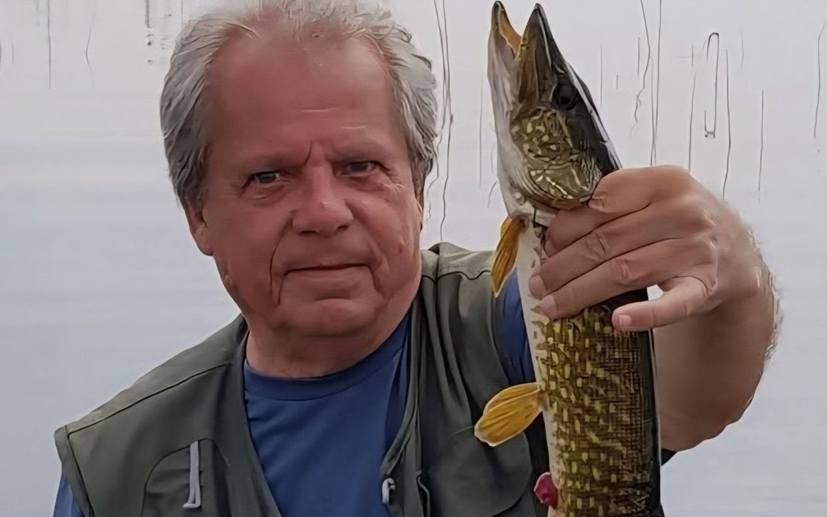 A murit Eugen Roibu. Realizatorul emisiunii "Pescar hoinar" avea numai 57 de ani