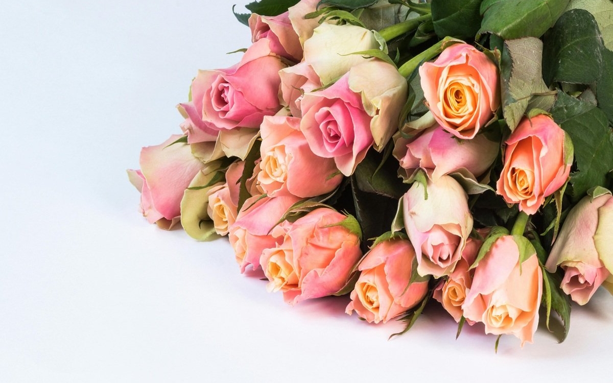 Flori care să vorbească pentru tine: alegeri inspirate pentru începutul relației voastre