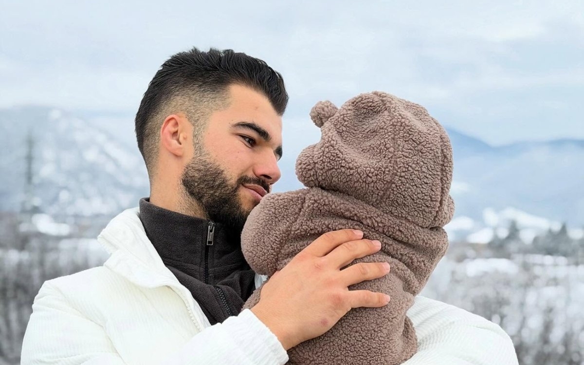 Primele imagini cu bebelușul lui Iancu Sterp. Ce nume poartă cel mai mic nepot al Mamei Geta