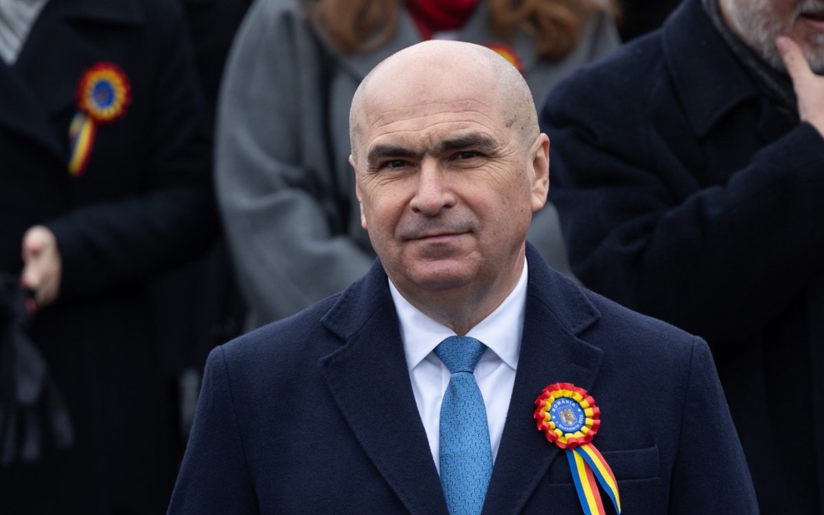 Noile taxe nu-l ocolesc nici pe Ilie Bolojan. Ce impozite trebuie să plătească premierul pentru casa de la țară și apartamentul din Oradea