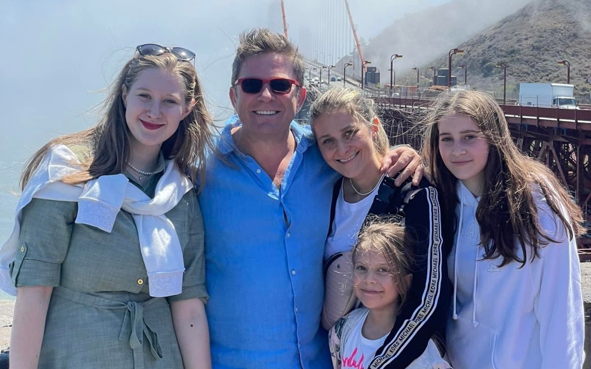 Pavel Bartoș, mai sincer ca oricând despre cum este el ca tată de trei fete. "Noi, tații de fete, avem chestia asta că ne luăm pușcă"