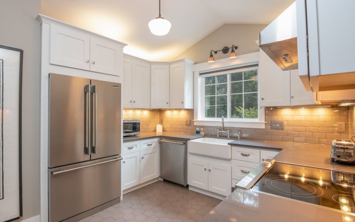 Leroy Merlin te inspiră: 5 idei care fac bucătăria mai practică