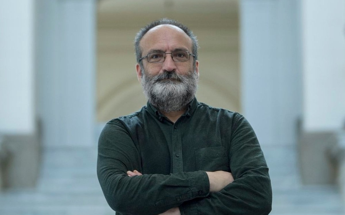 Doliu în presa românească. A murit jurnalistul Victor Kapra