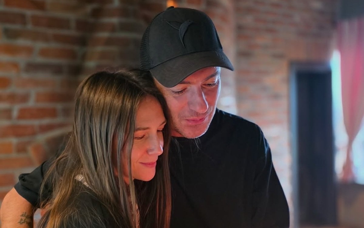 Radu Vâlcan a împlinit 49 de ani. Ce mesaj emoționant i-a transmis Adela Popescu