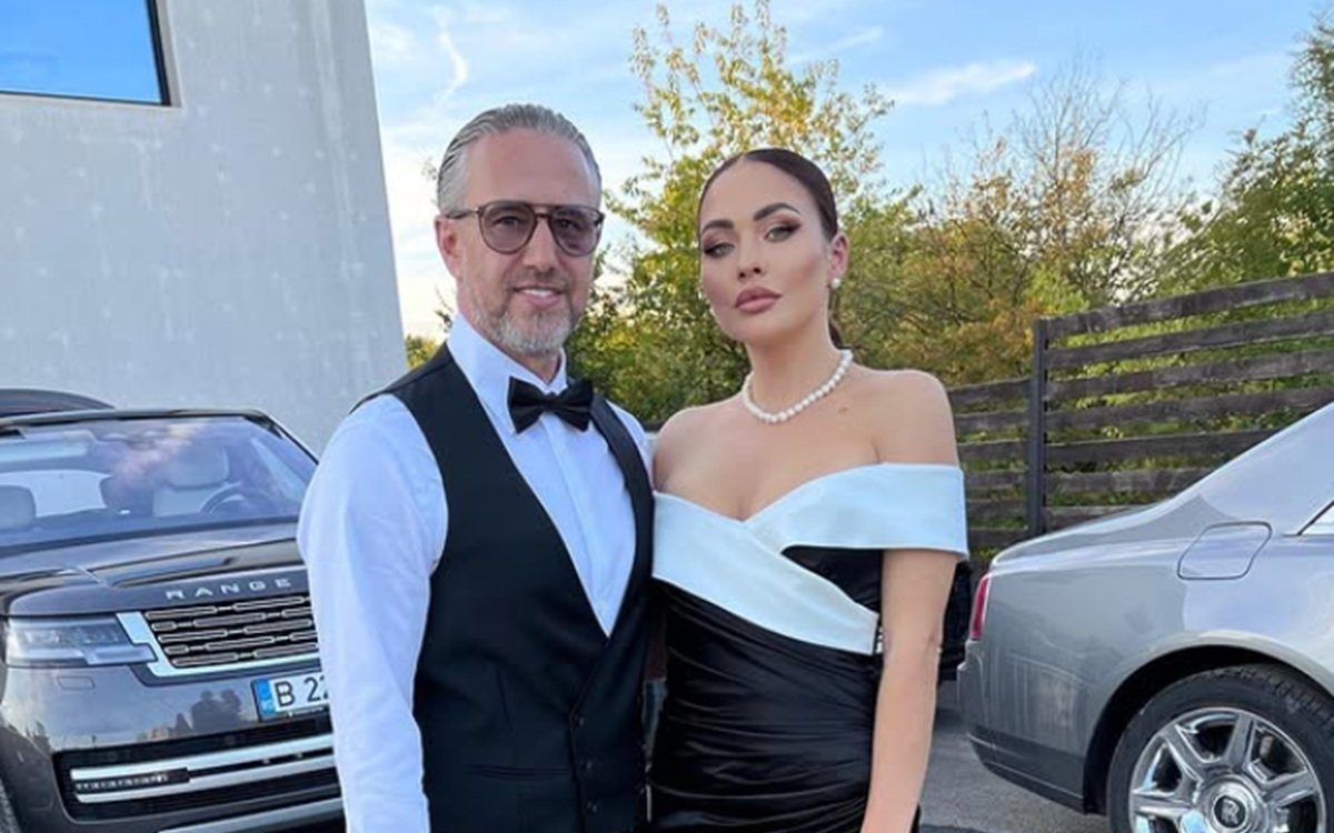 Corina Caciuc a împlinit 34 de ani. Cum și-a serbat aniversarea alături de copiii ei și ai lui Laurențiu Reghecampf