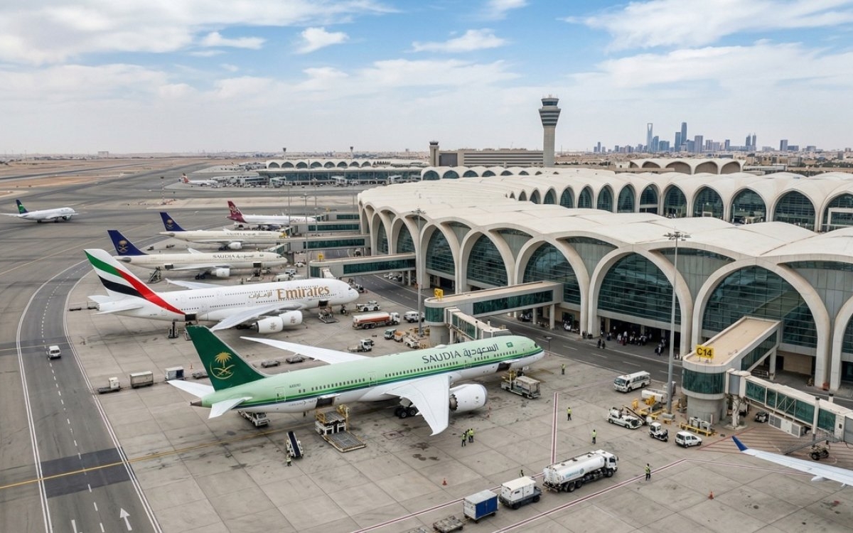 Peste 300 de români aflați în Orientul Mijlociu au ajuns acasă, dar acuză autoritățile că nu i-au repatriat mai repede. „Au trecut bombe pe la hotelul nostru”