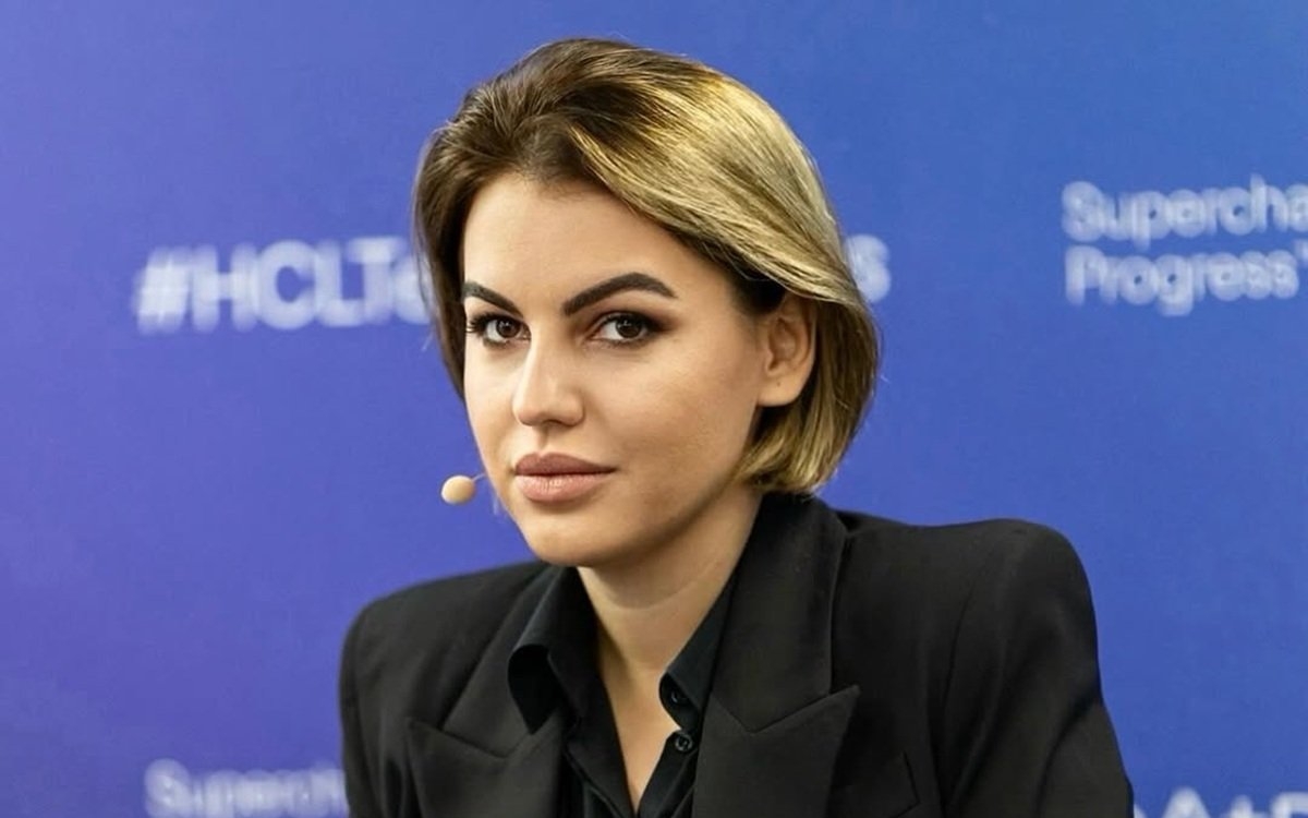 Prima reacție a Rominei Gingașu după stenogramele din dosarul "Prostituție cu vedete". Ce răspuns tranșant a oferit soția moștenitorului Ferrari