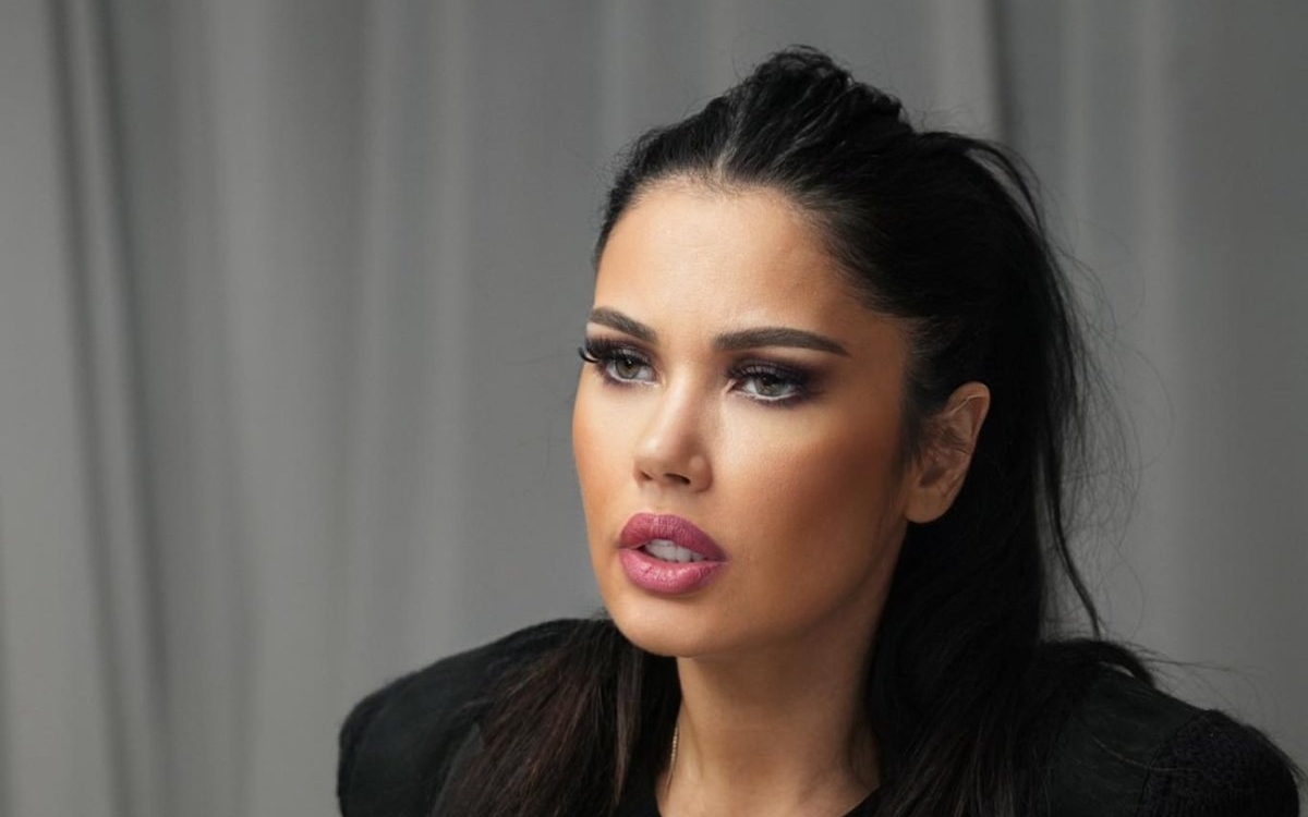 Drama neștiută din viața Oanei Zăvoranu. Și-a pierdut bunicii și surorile gemene în cutremurul din 1977