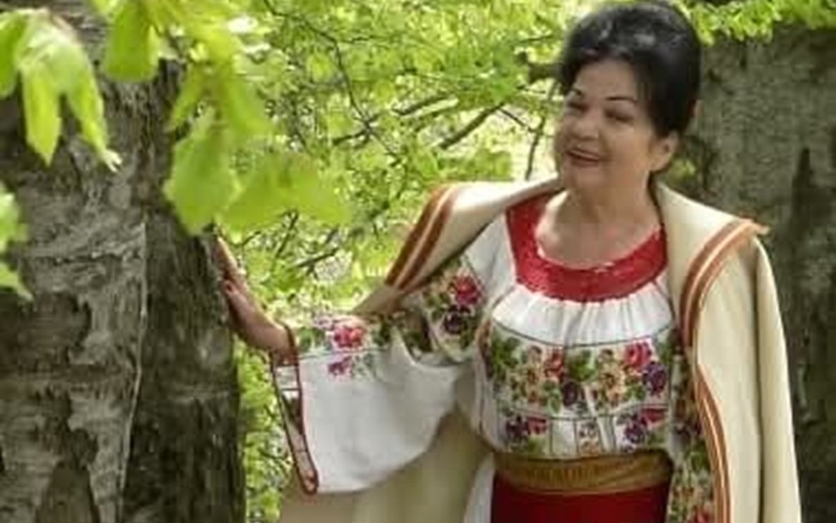 Doliu în folclorul românesc. A murit interpreta Maria Văduva
