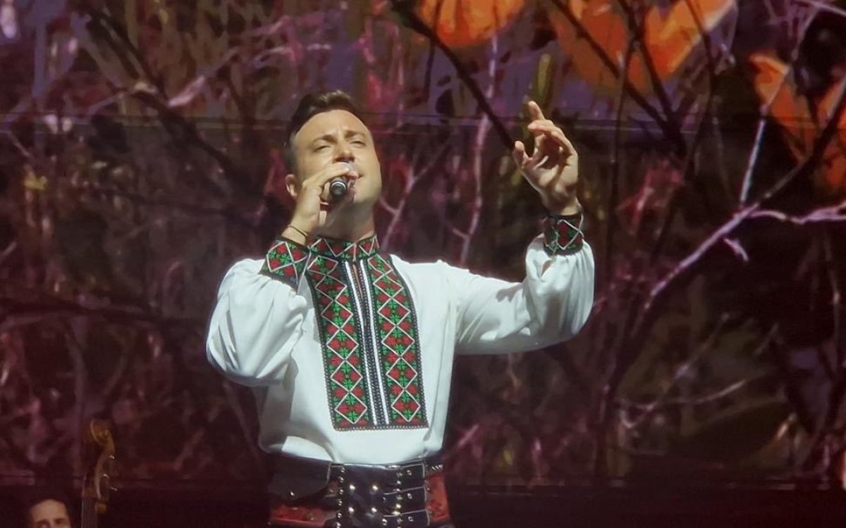 Valentin Sanfira, mesaj emoționant pentru cea mai importantă femeie din viața lui. „Sfânta mea Elena”