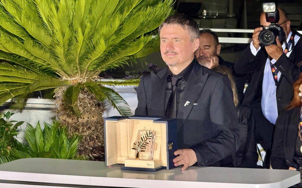 Cristian Mungiu a câștigat al doilea premiu Palme D'Or. Doar 10 regizori din lume au două astfel de premii