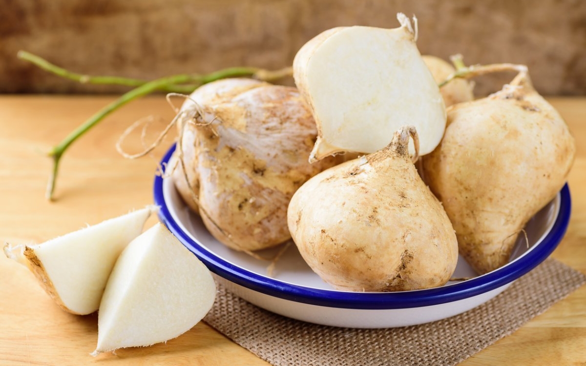 Jicama: beneficii și idei de consum