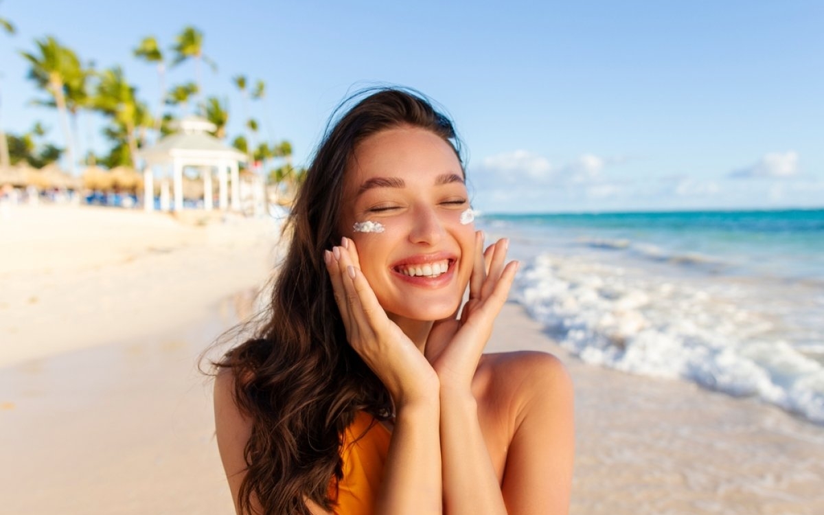 Ce înseamnă PA+, UVA și UVB pe eticheta produselor cu SPF?