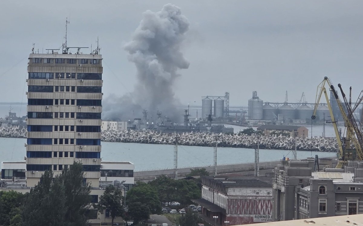 Alertă pe litoralul românesc după ce o dronă maritimă a explodat în Portul Constanța. Alte trei drone ar fi fost observate