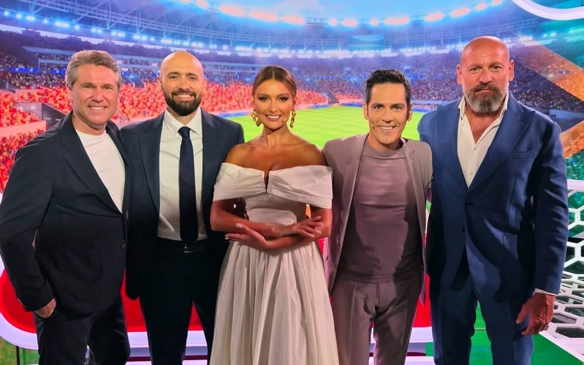 „Ce caută Bănică la Mondial?”, val de reacții din partea fanilor după apariția artistului în rol de comentator la inaugurarea Campionatului Mondial 2026