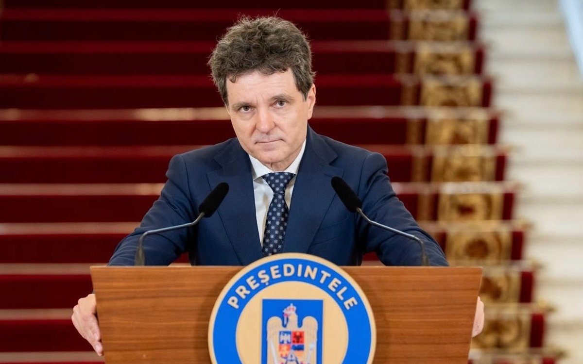 Nicușor Dan a încălcat de două ori Constituția României după ce l-a propus pe Adrian Veștea în funcția de premier?