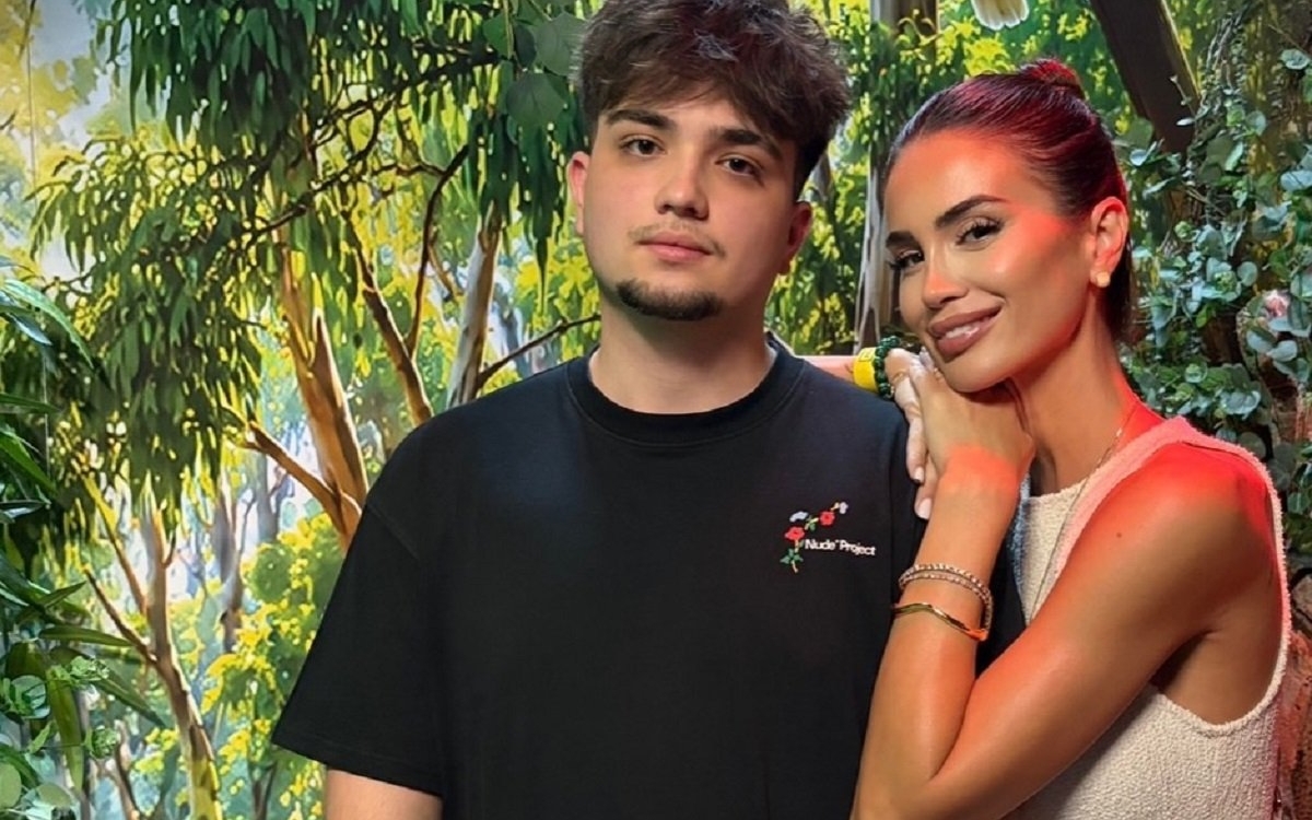 Patrick, fiul Geaninei Ilieș, vrea să fie independent financiar la 20 de ani. Este student la o facultate de prestigiu în străinătate, dar și-a găsit job de vară în România