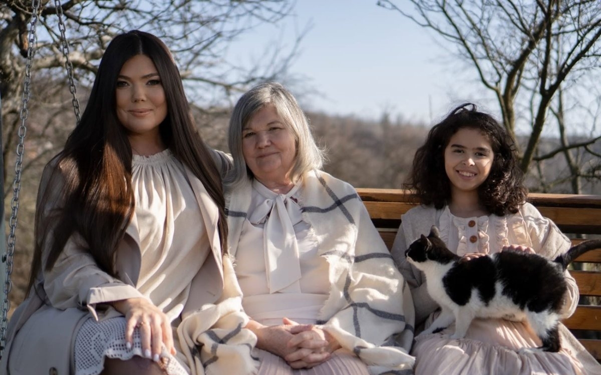 Paula Seling, mesaj emoționant pentru mama ei. „Oriunde mă poartă viața, există întotdeauna un loc în care mă întorc”