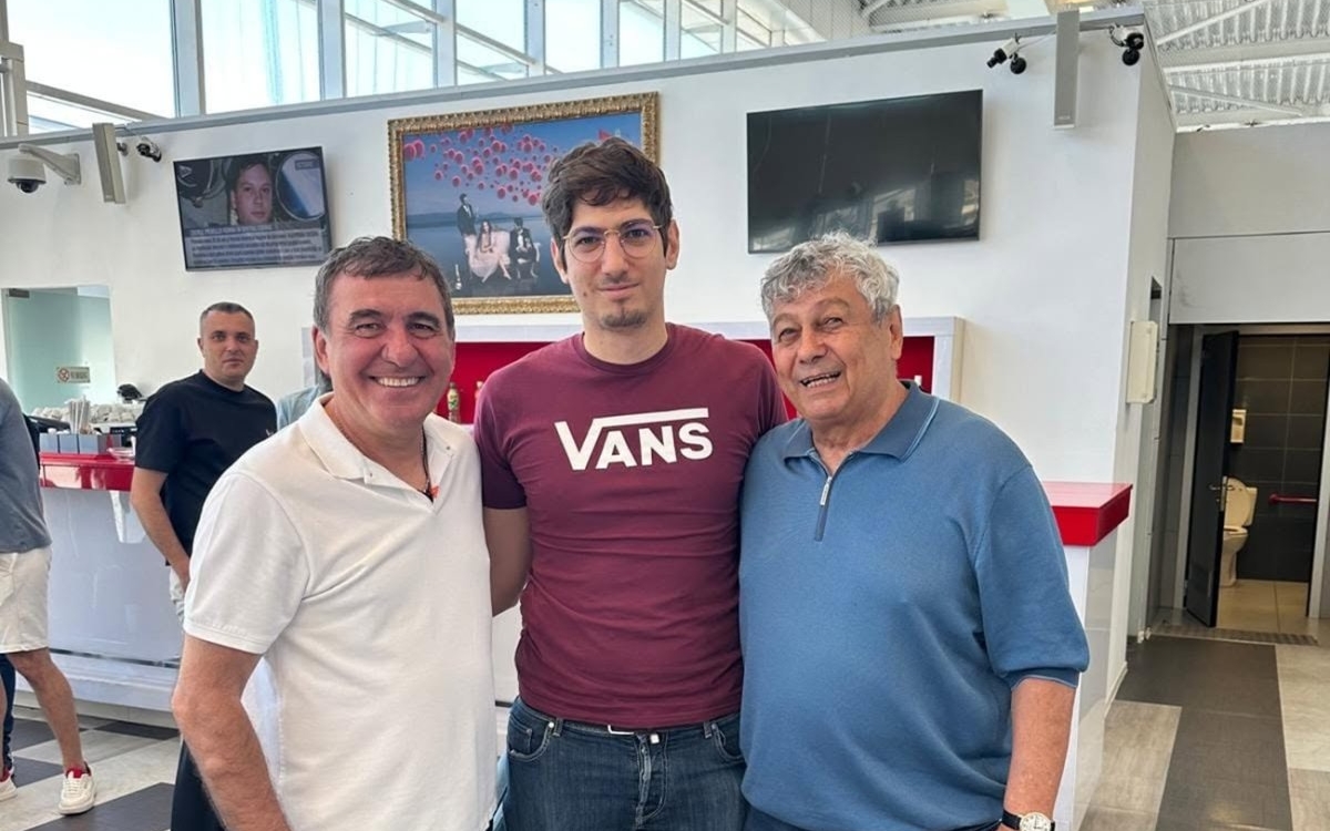 Nepotul lui Mircea Lucescu, mesaj dureros în amintirea bunicului, de ziua lui. „Mi-a arătat prin propriul exemplu ce înseamnă munca, ambiția”