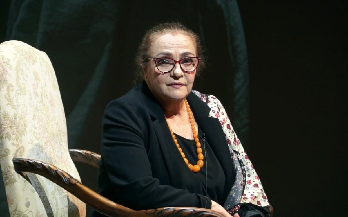 Povestea neștiută a Danei Dogaru, marea doamnă a teatrului. A iubit cu intensitate de trei ori și a rămas văduvă de două ori
