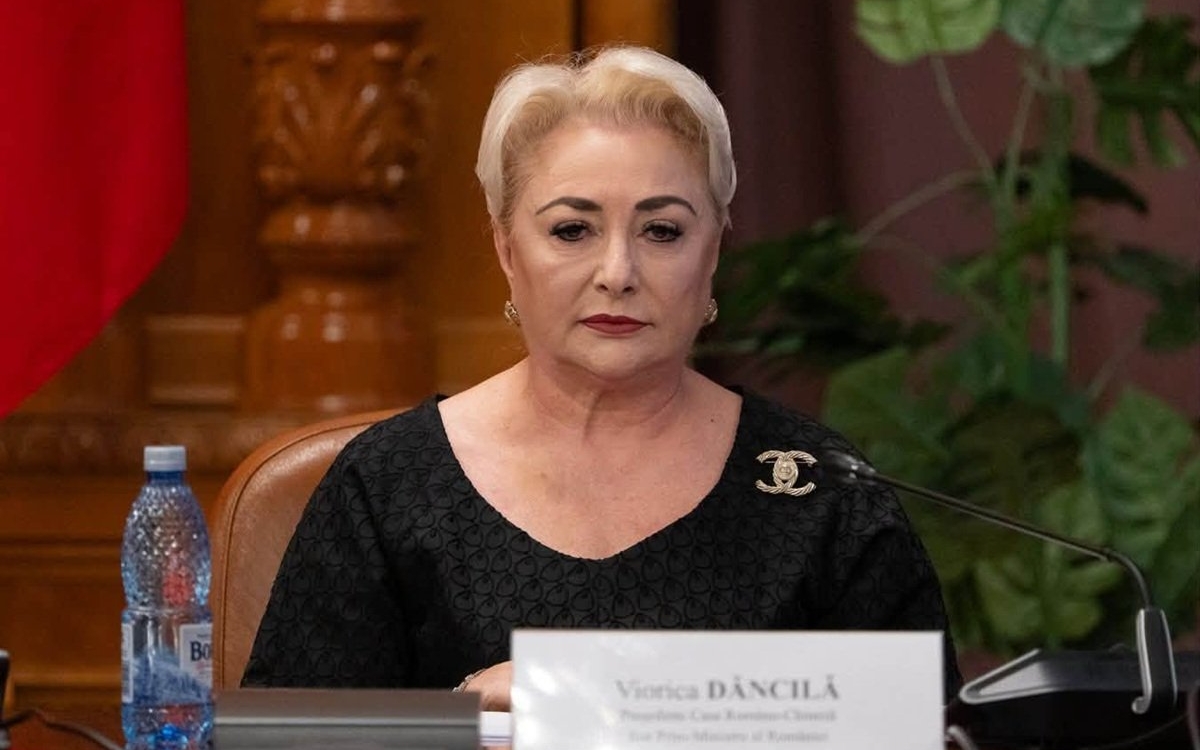 Viorica Dăncilă, mărturie emoționantă despre lecțiile de viață învățate de la mama ei. „Educația și bunul-simț sunt cele mai frumoase haine"