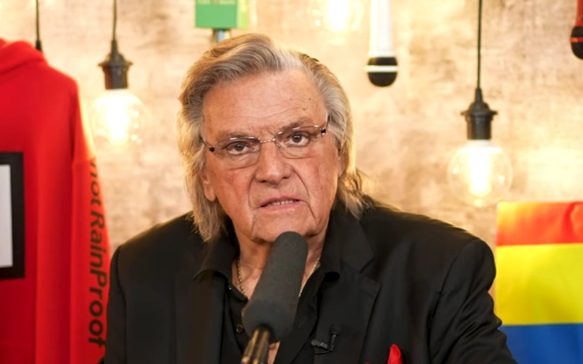 Acasă la Florin Piersic. Cum arată vila din Cluj în care locuiește marele actor