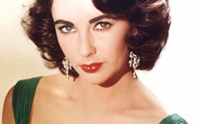 Afla cine o va interpreta pe regretata actrita Elizabeth Taylor 