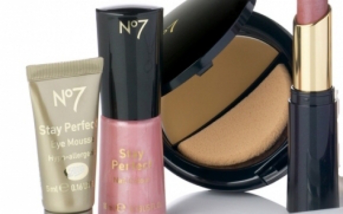 Produsele de make-up No7 de la BOOTS revin in Romania