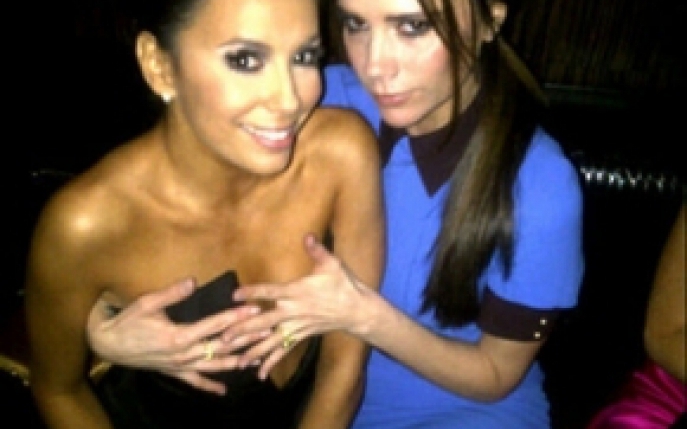 Victoria Beckham o impiedica pe Eva Longoria sa isi arate sanii